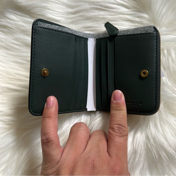 Coach Amazon Green Billfold Snap Smooth Leather Wallet - Picture 7 of 9